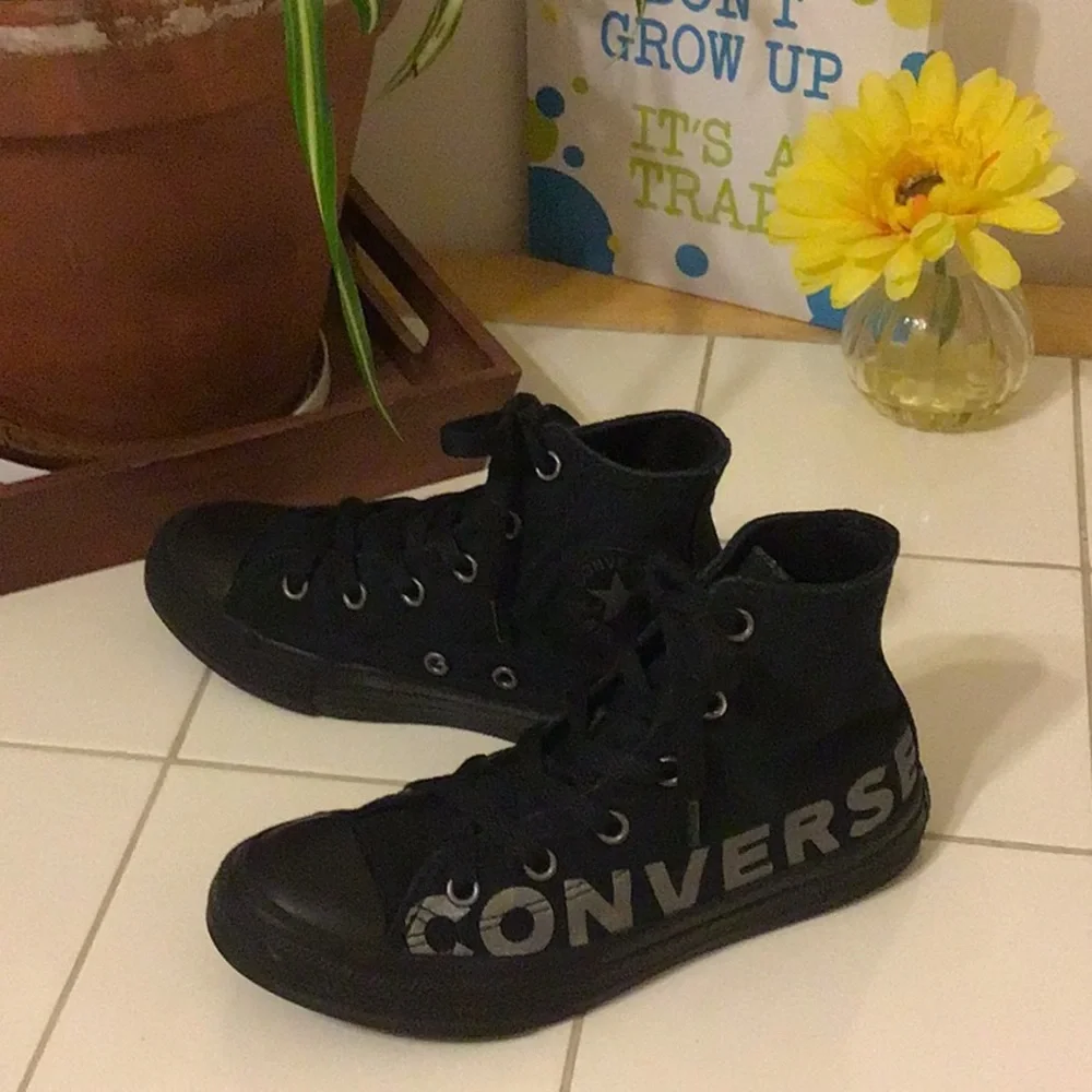 ‘Converse’ All Star Black Canvas Hi-Top Sneakers